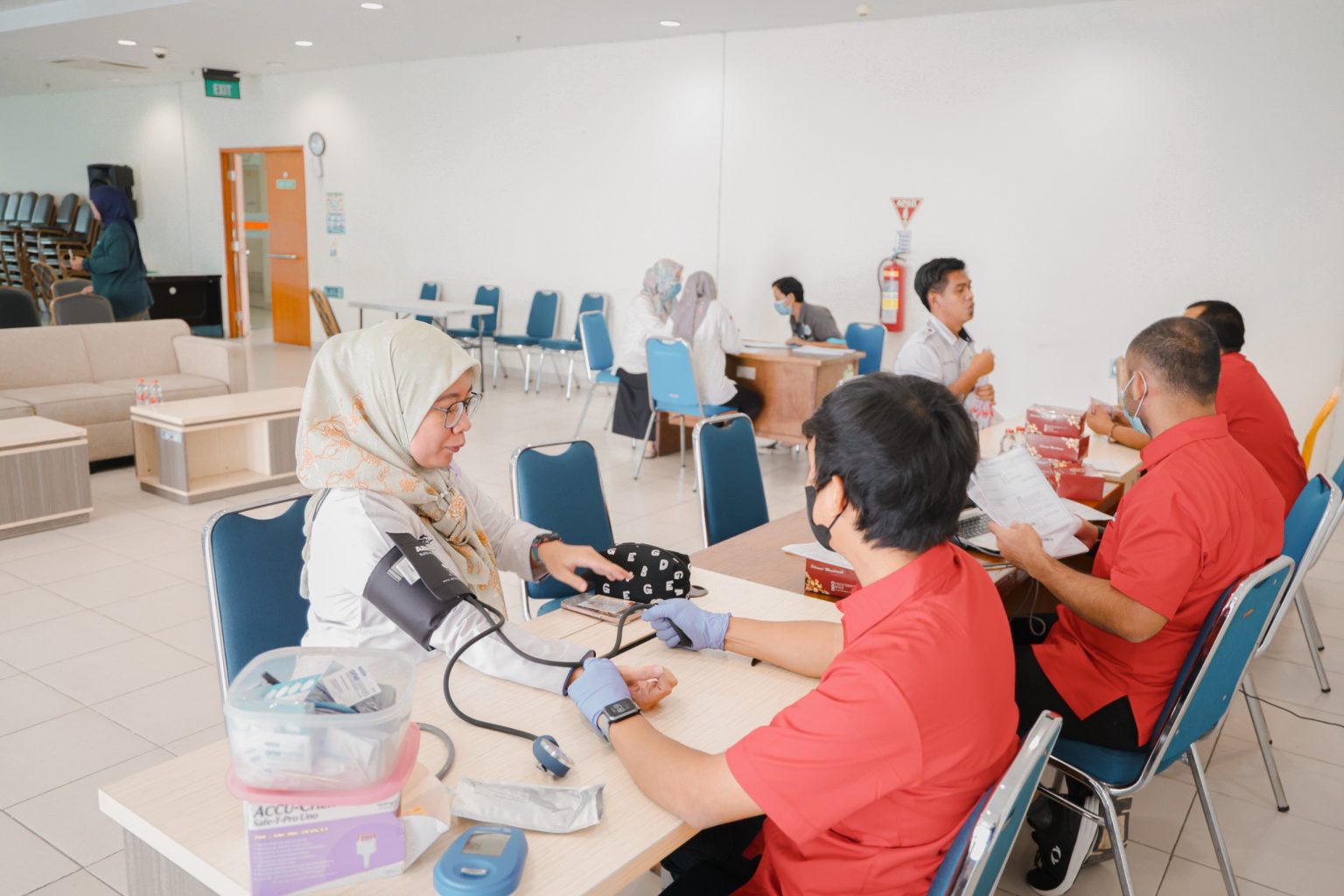 Bersama PMI Kota Bekasi, RSUD CAM Gelar Donor Darah